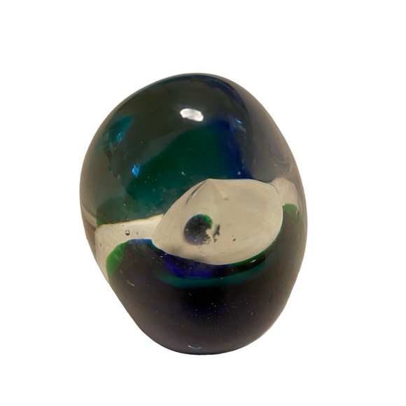 Pier 1 One Imports Art Glass Egg Shaped Paperweight Home Office Decor - Picture 7 of 9